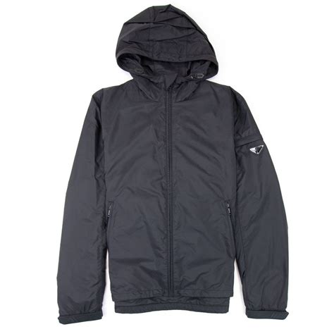 giubotto prada donna|Prada Giubbotto Nylon Piuma Windbreaker Jacket Nero.